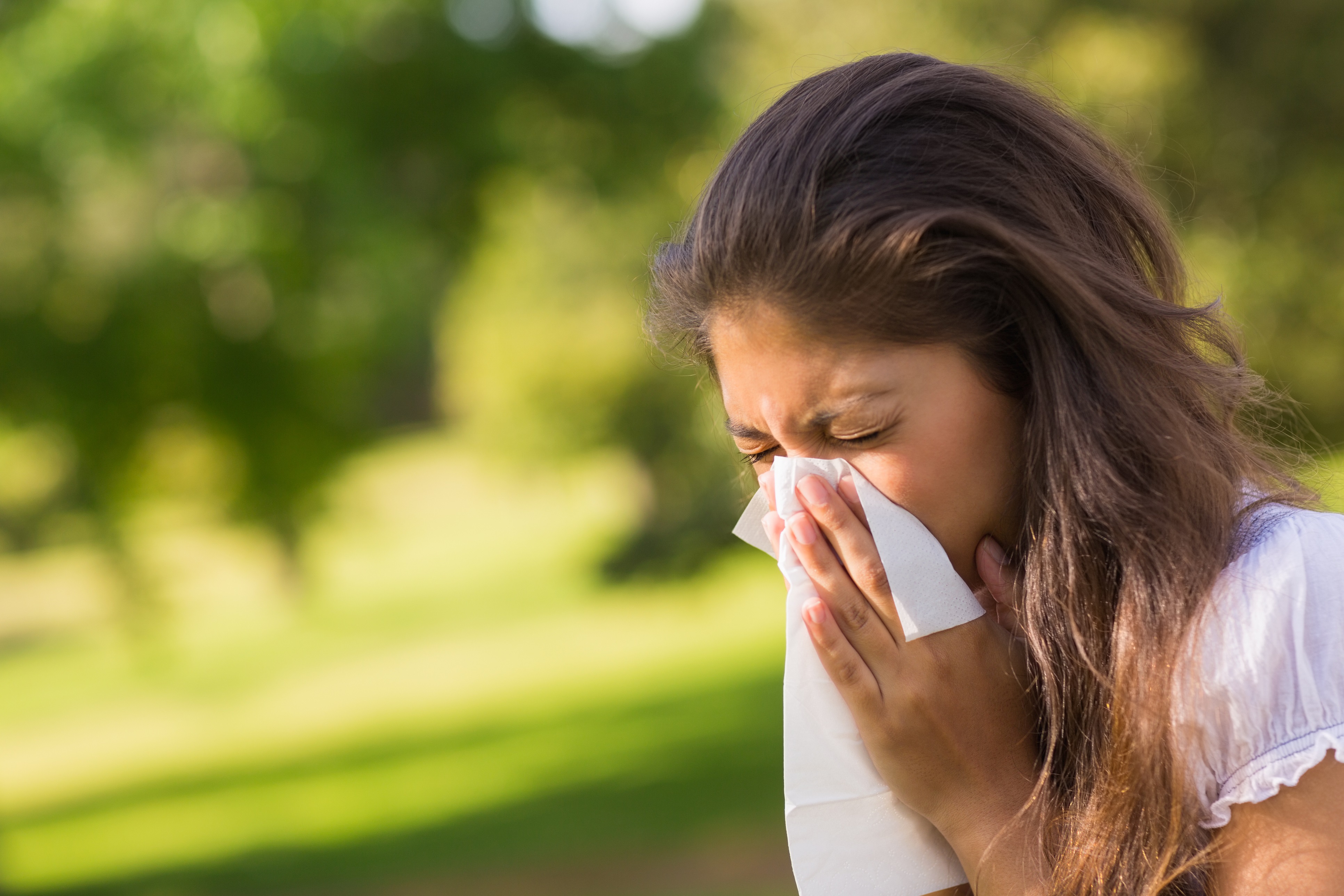 spring-allergies-how-to-protect-your-eyes-solstice